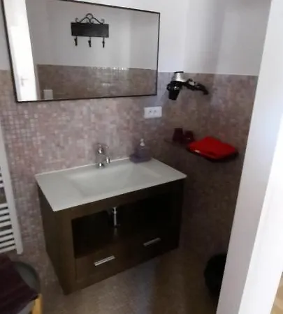 D'hotes Le Cocon Oda ve Kahvaltı 3*
