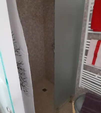 D'hotes Le Cocon Oda ve Kahvaltı 3*