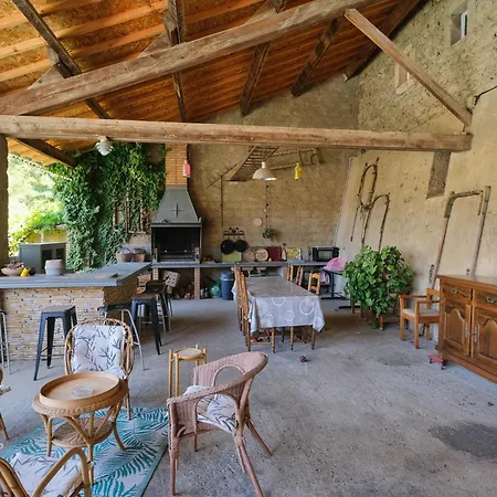 D'hotes Le Cocon Bed & Breakfast
