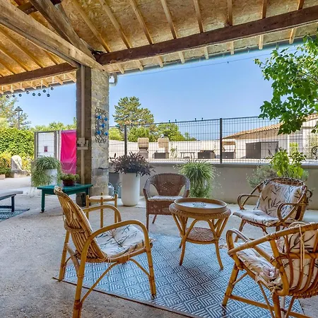 D'hotes Le Cocon Bed & Breakfast